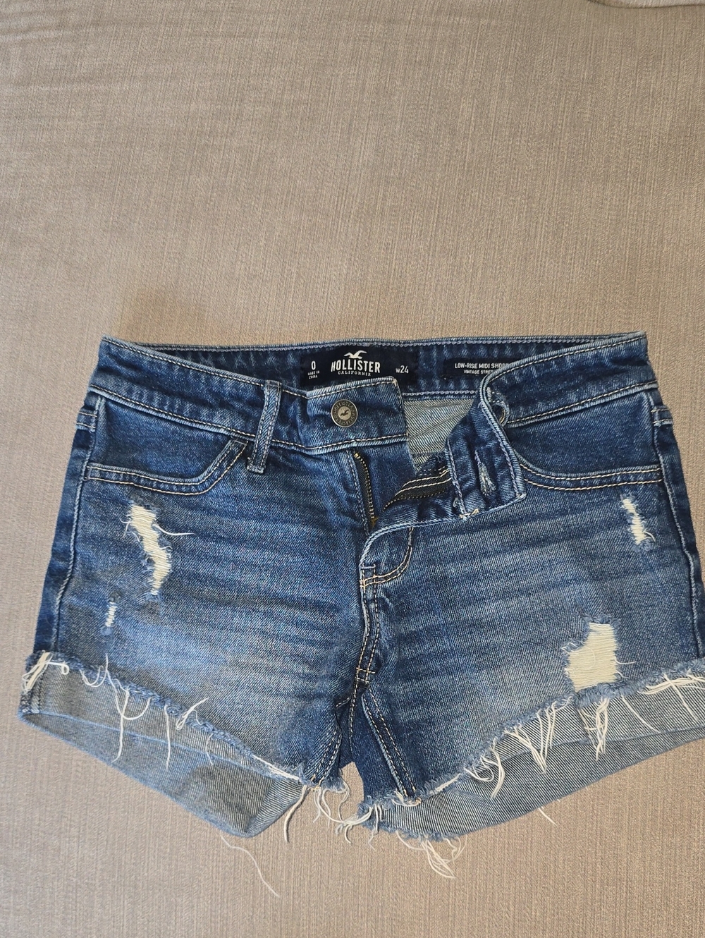 Hollister Women's Blue Distressed Frayed Denim Shorts